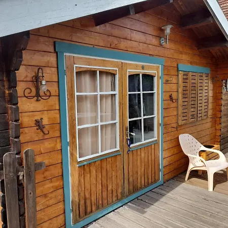 Campsite Ferme Peyrot 64 Chalet En Bois Nature Aventure Bien Etre 4 A 5 Personnes *